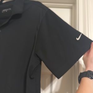 Black Nike dri-fit golf shirt. Men’s size XL.